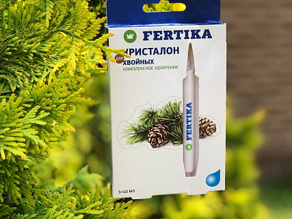 Удобрение Фертика Кристалон для хвойных